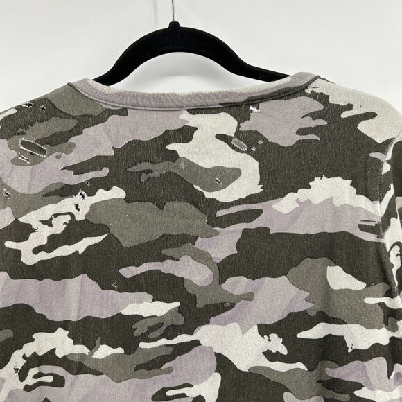 CHASER *Flawed* Gray Green Camo Distressed Destroyed Crewneck Sweatshirt Medium - Picture 7 of 7